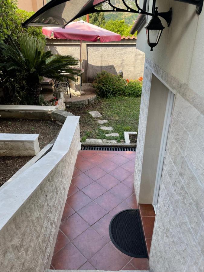 Apartment Garden Kotor Exteriér fotografie